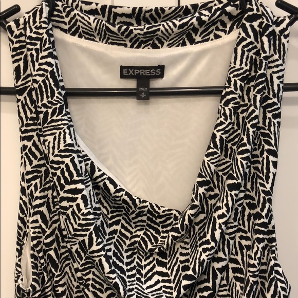 Express Tank Top - Picture 2 of 4